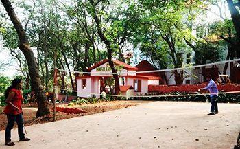 Horseland Hotel & Mountain Spa Matheran Esterno foto