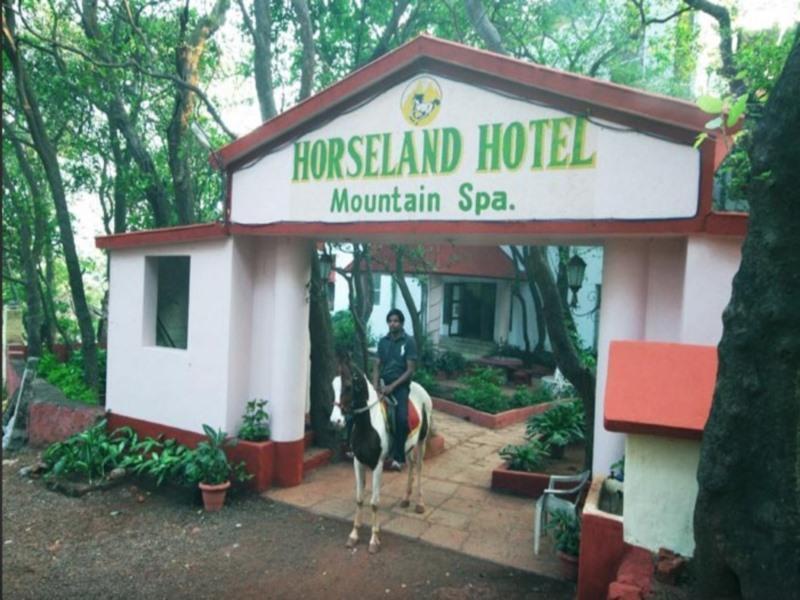 Horseland Hotel & Mountain Spa Matheran Esterno foto